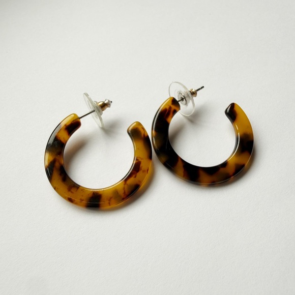 Tortoise Shell Hoop Earrings - Picture 8 of 11